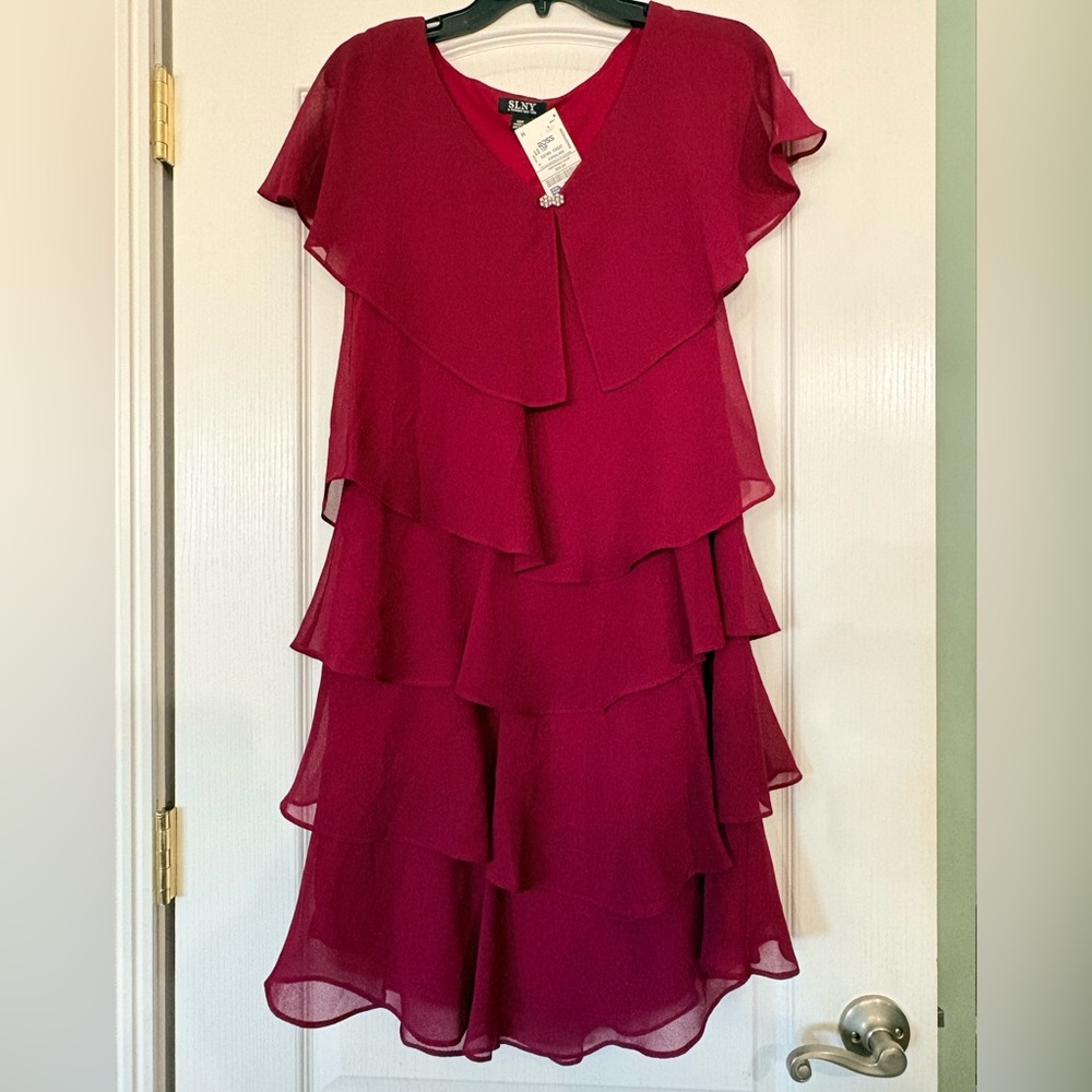 SLNY Women's Layered Wine Midi Dress